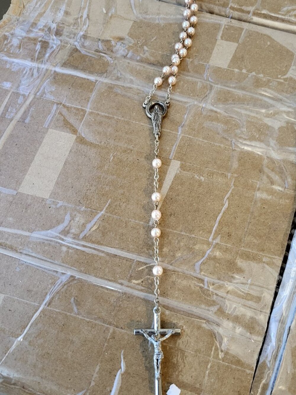 Rosary Faux Pearl Beads Catholic Religious Necklace w/white vinyl pouch